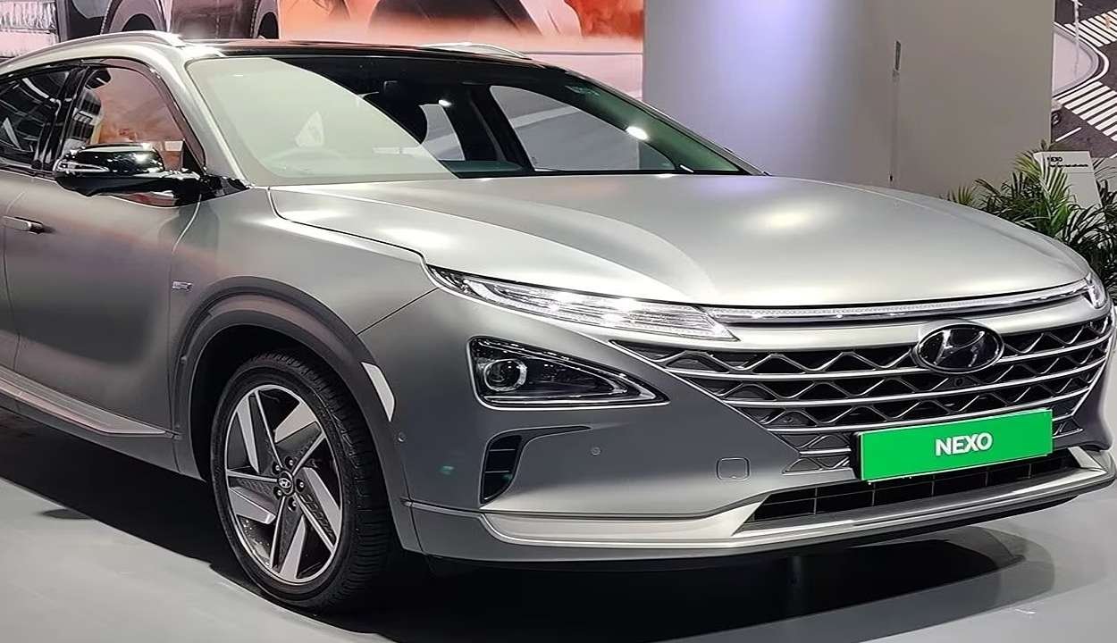 Hyundai hydrogen electric car