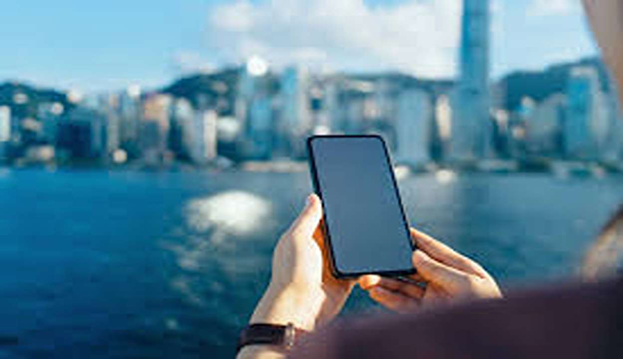 Global smartphone market in 2025