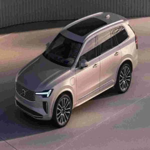 Volvo : considers new flagship three-row hybrid suv for global markets